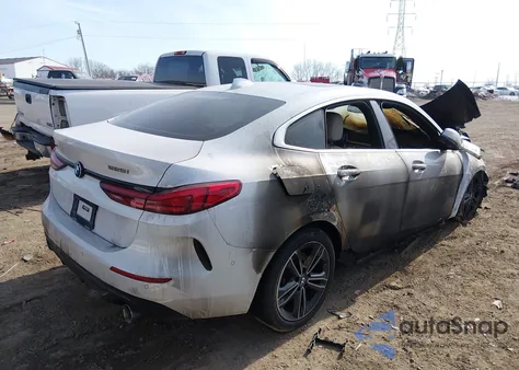 2021 BMW 228I Gran Coupe xDrive z USA, uszkodzony, nr VIN WBA73AK02M7H45421